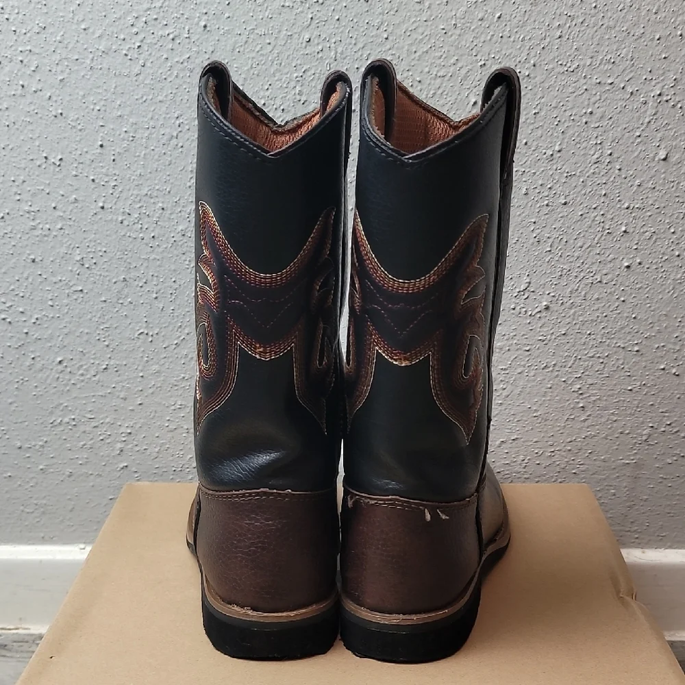 Boys Austin Black and Brown Western Boots Size 13y